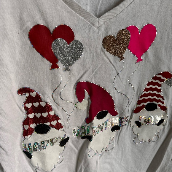 Valentines gnome sparkly shirt size medium - Picture 2 of 4